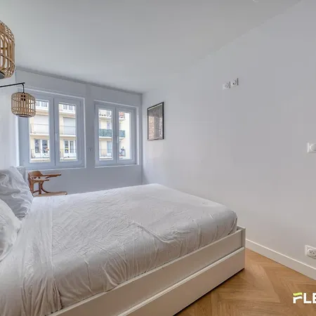 Appartamento Elegant 2-bedroom With 2 Bathrooms Rue Des Vignoles *