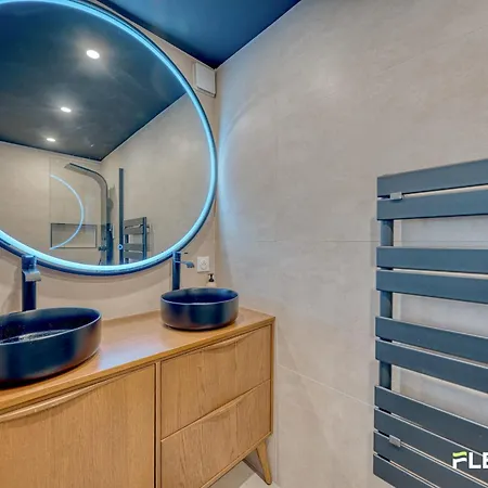 Elegant 2-bedroom With 2 Bathrooms Rue Des Vignoles Appartamento